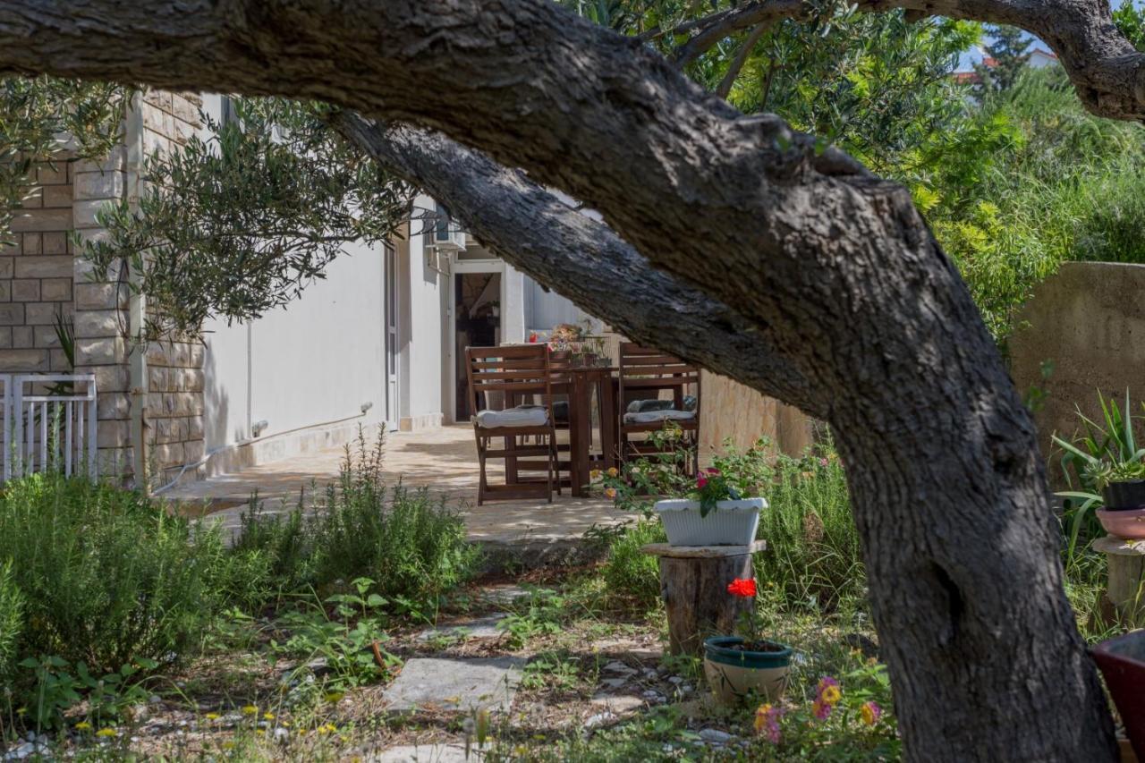 Appartement Olive Garden à Hvar Town Extérieur photo